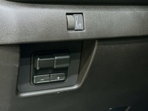 New 2026 Chevrolet Colorado Trail Boss AWD/4WD image 11