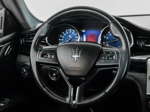 Used 2016 Maserati Quattroporte S RWD image 13