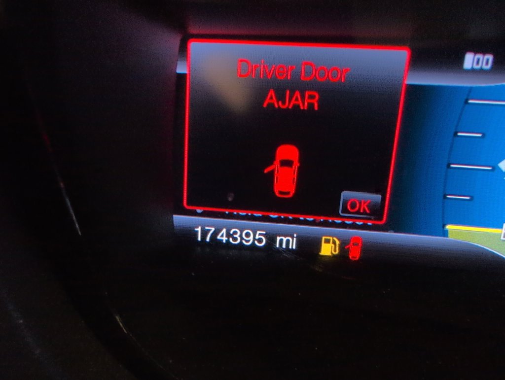 Used 2013 Ford Edge Limited w/ Vision Pkg AWD/4WD image 23