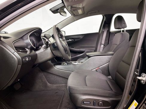 Used 2024 Chevrolet Malibu LT FWD image 5