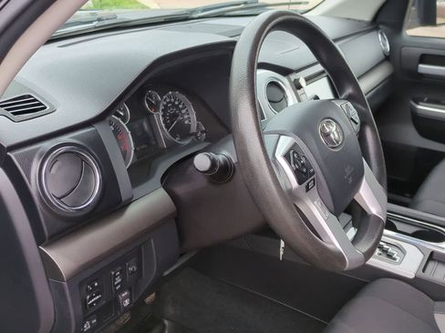 Used 2017 Toyota Tundra SR5 image 10