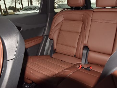 New 2026 Lincoln Nautilus Reserve w/ Jet Appearance Package image 19