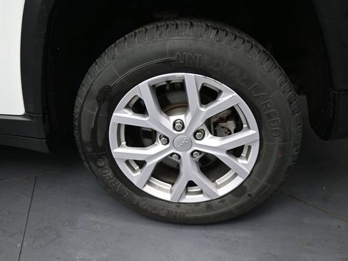 Used 2022 Jeep Grand Cherokee Limited AWD/4WD image 15