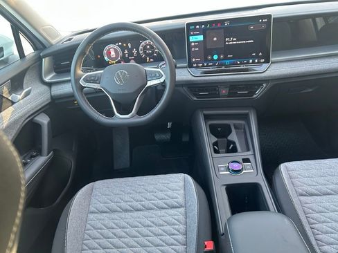 New 2026 Volkswagen Tiguan S FWD image 9