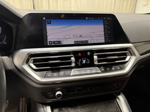 Used 2023 BMW 430i xDrive Convertible w/ M Sport Package image 17