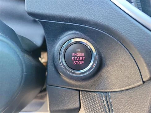 Used 2023 Subaru Forester Limited image 25