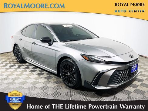 Certified 2025 Toyota Camry SE w/ Convenience Package AWD/4WD image 1