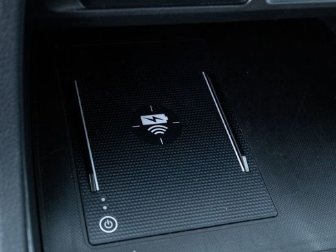 Used 2024 Honda Pilot Touring image 30