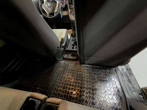 Used 2008 Honda Element LX image 24