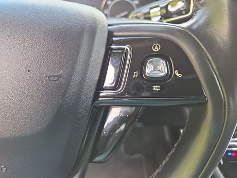 Used 2020 Lincoln Corsair AWD w/ Equipment Group 101A image 29