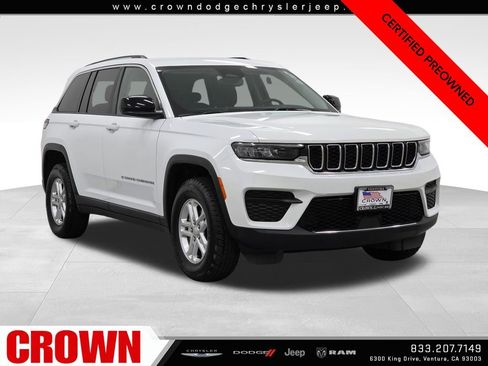 Certified 2024 Jeep Grand Cherokee Laredo AWD/4WD image 1