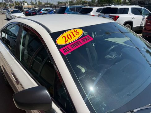 Used 2018 Subaru Legacy 2.5i AWD/4WD image 9