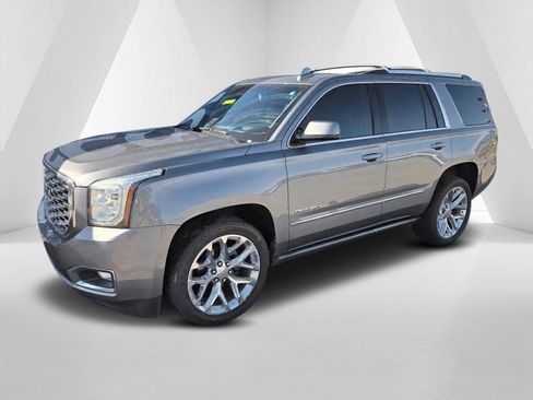 Used 2019 GMC Yukon Denali w/ Denali Ultimate Package image 3