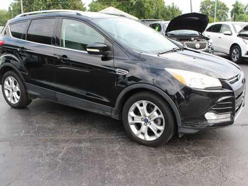 Used 2016 Ford Escape Titanium FWD image 11