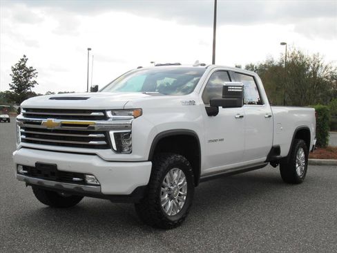 Used 2021 Chevrolet Silverado 3500 High Country w/ Z71 Off-Road Package image 3