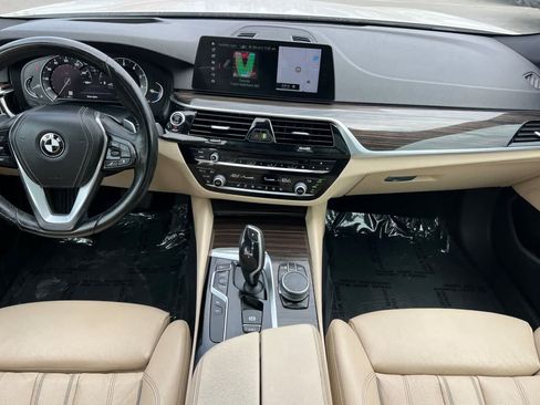 Used 2017 BMW 540i RWD image 4