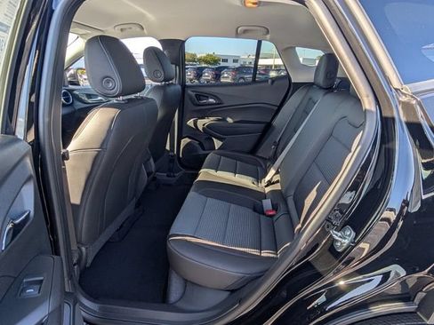 New 2026 Chevrolet Trax LT w/ Driver Confidence Package FWD image 5