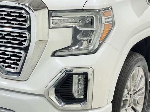Used 2020 GMC Sierra 1500 Denali w/ Denali Ultimate Package AWD/4WD image 32