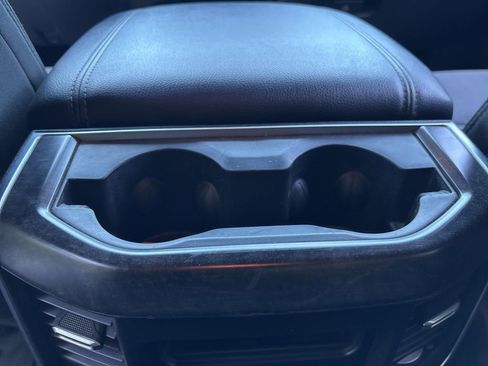 Used 2020 RAM 1500 Big Horn AWD/4WD image 8