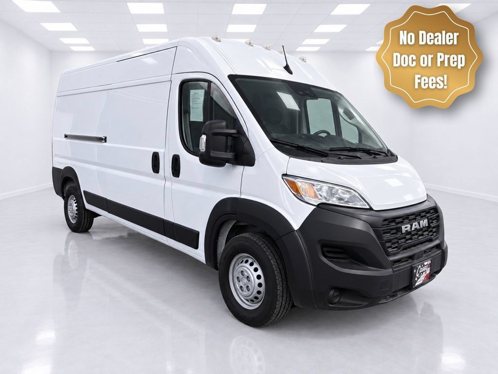 Used 2025 RAM ProMaster 2500 FWD image 3