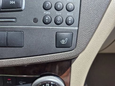 Used 2011 Mercedes-Benz C 300 4MATIC Sedan w/ Multimedia Pkg image 31