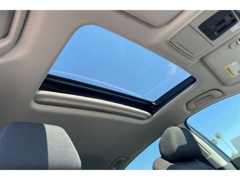 Used 2023 Honda Accord EX image 19