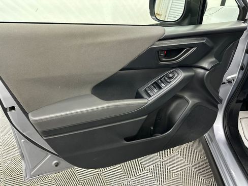 Used 2024 Subaru Crosstrek 2.0i Premium image 10