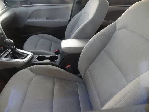 Used 2018 Hyundai Elantra SE w/ SE Connectivity Package 04 image 8