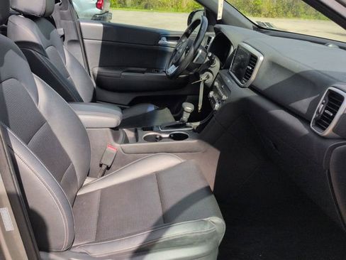 Used 2020 Kia Sportage S w/ S Sunroof Package AWD/4WD image 29