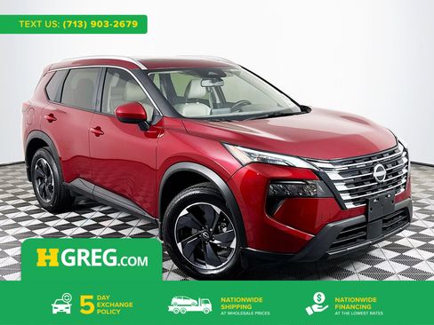 Used 2025 Nissan Rogue SV w/ SV Premium Package FWD image 1