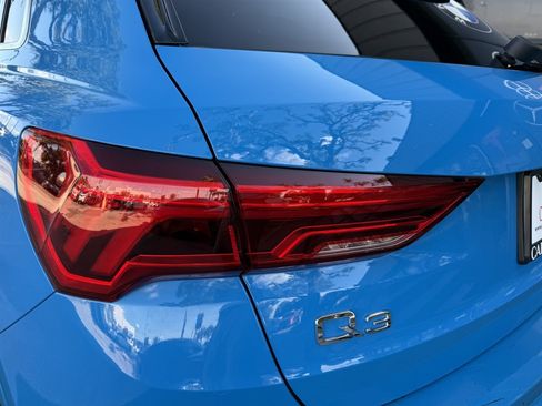 Used 2021 Audi Q3 2.0T Premium Plus w/ Premium Plus Package AWD/4WD image 11