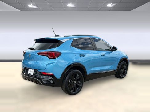 Used 2025 Buick Encore GX Sport Touring w/ Advanced Technology Package FWD image 9