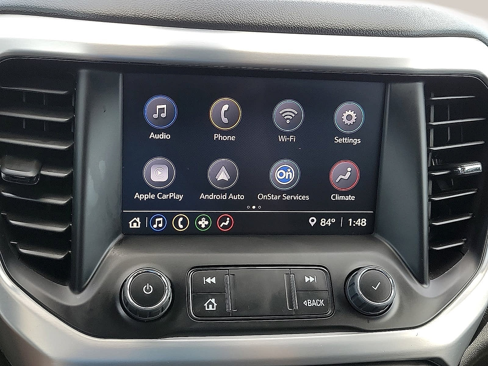 Used 2023 GMC Acadia SLE w/ Driver Convenience Package FWD image 16