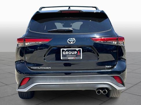 Used 2023 Toyota Highlander XSE image 5