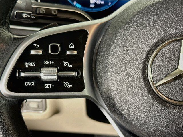 Used 2022 Mercedes-Benz GLE 350 w/ AMG Line Exterior image 11