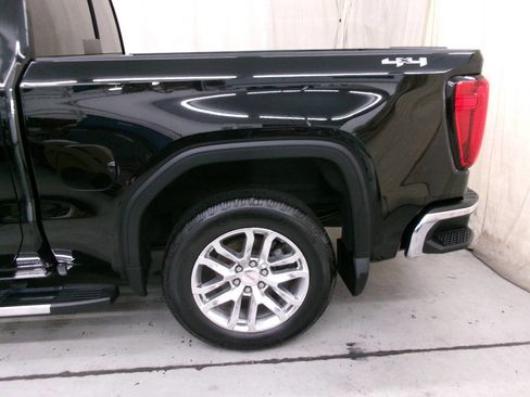 Used 2019 GMC Sierra 1500 SLT w/ SLT Premium Package AWD/4WD image 8