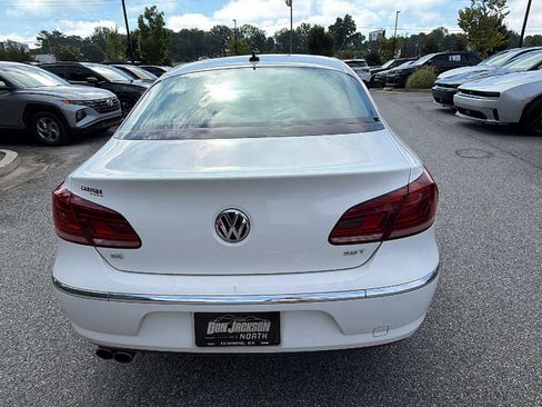 Used 2013 Volkswagen CC Sport FWD image 9
