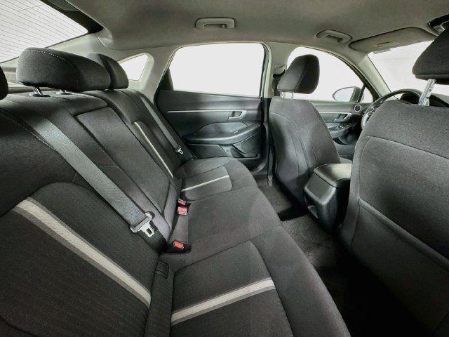Used 2021 Hyundai Sonata SEL w/ Preferred Accessory Package FWD image 24
