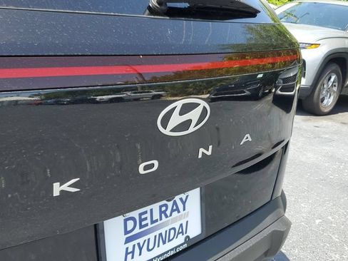 Certified 2024 Hyundai Kona SEL FWD image 7