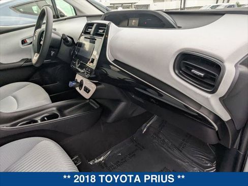 Used 2018 Toyota Prius Two image 23