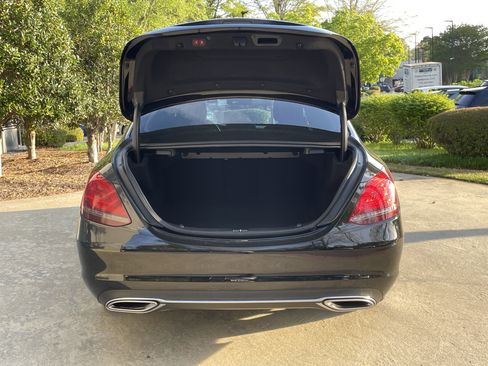 Used 2020 Mercedes-Benz C 300 Sedan image 9