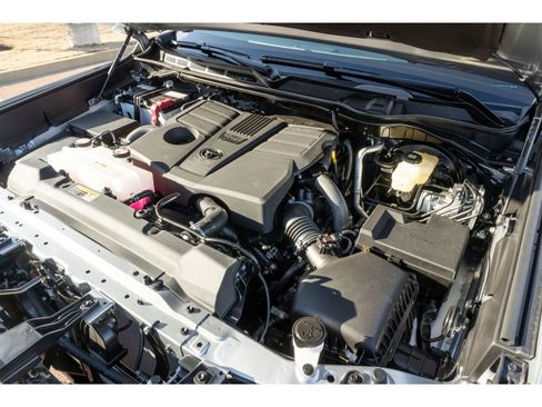 New 2026 Toyota Tundra Platinum image 30