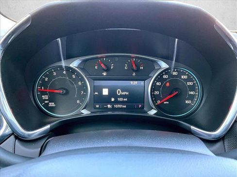 Used 2024 Chevrolet Equinox Premier FWD image 20