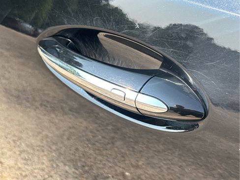 Used 2022 Buick Enclave Essence w/ Experience Buick Package image 15