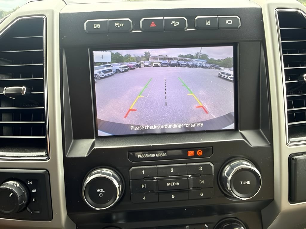 Used 2020 Ford F350 Lariat w/ Lariat Ultimate Package AWD/4WD image 16