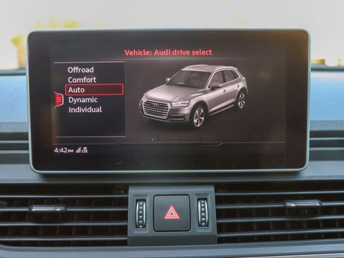 Used 2018 Audi Q5 2.0T Premium Plus image 39