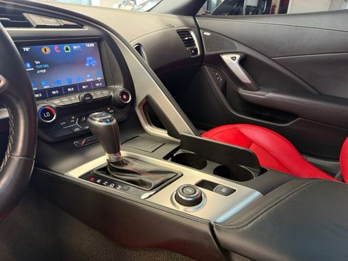 Used 2016 Chevrolet Corvette Stingray Coupe RWD image 41