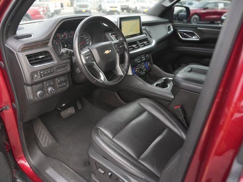 Used 2021 Chevrolet Tahoe LT w/ LT Signature Package image 8