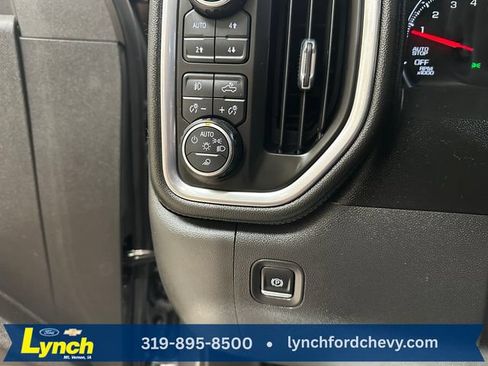 Used 2021 Chevrolet Silverado 1500 LT Trail Boss w/ LT Trail Boss Premium Package AWD/4WD image 19
