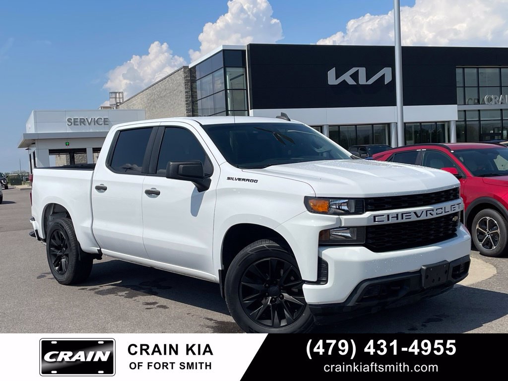 Used 2022 Chevrolet Silverado 1500 Custom w/ Safety Confidence Package RWD image 1